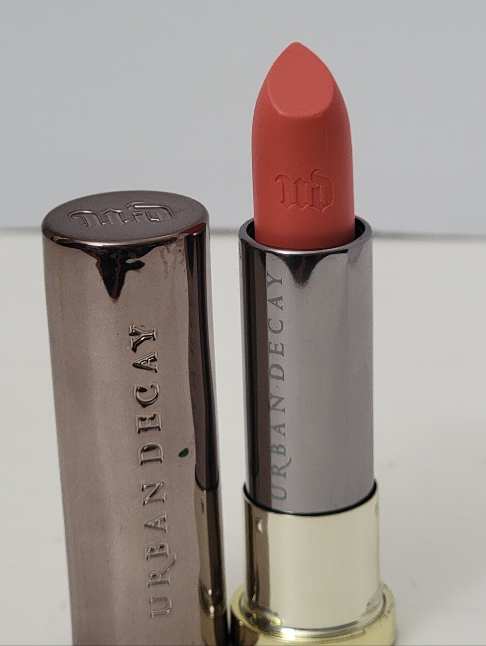 Urban Decay Vice Lipstick Full Size RARE Shade: Snitch (Sheer)